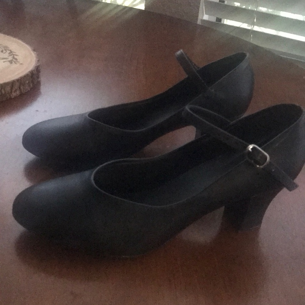Character shoes